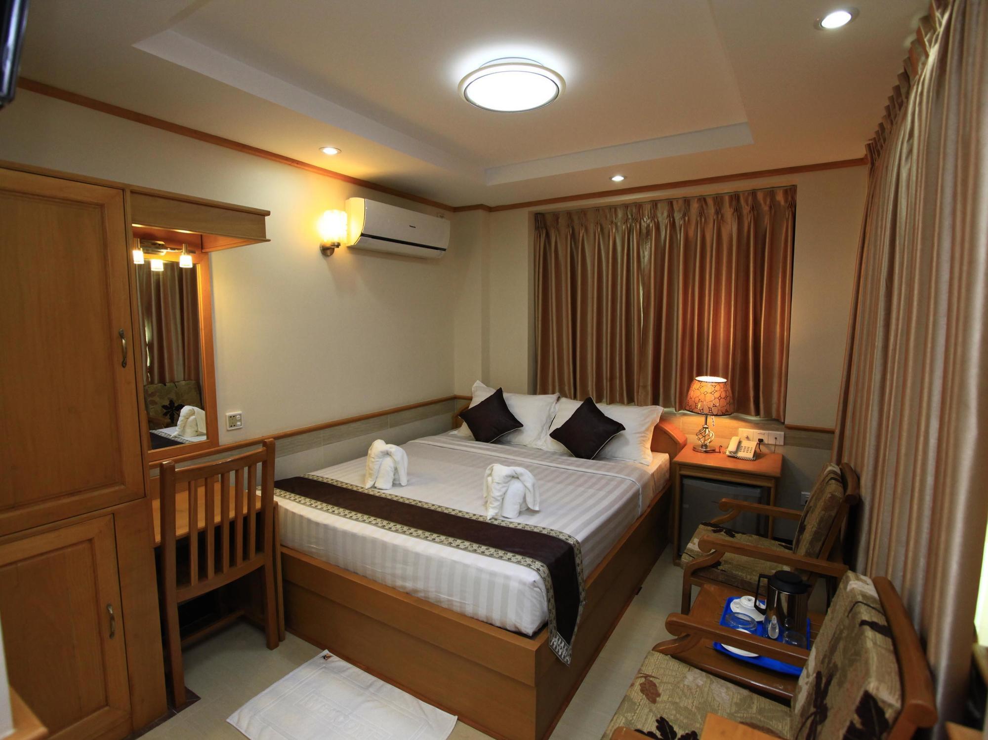 Hotel Novel Yangon Extérieur photo