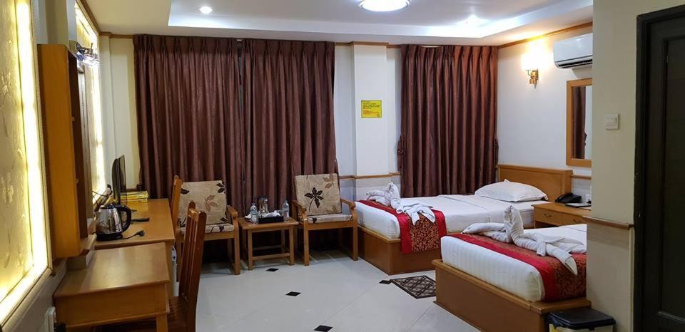 Hotel Novel Yangon Extérieur photo